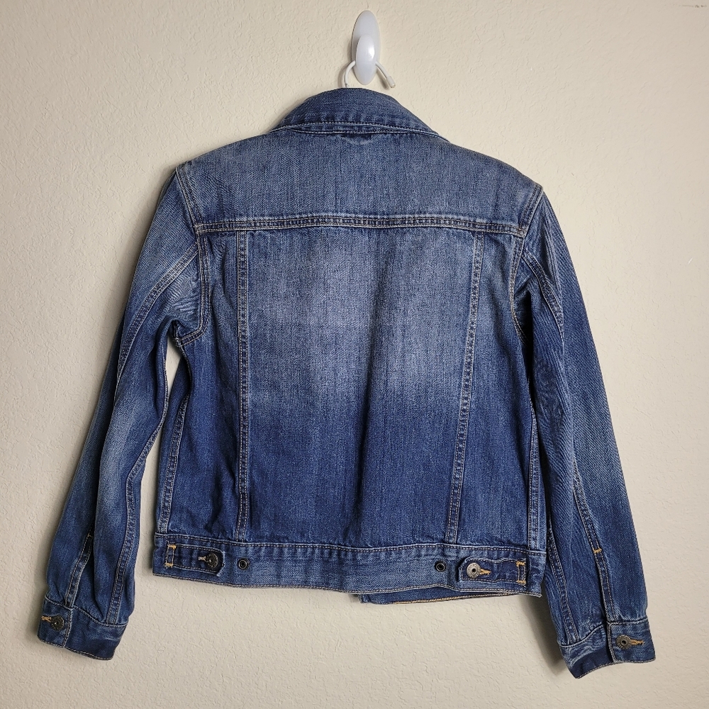 GAP Jean Jacket - Picture 2 of 5